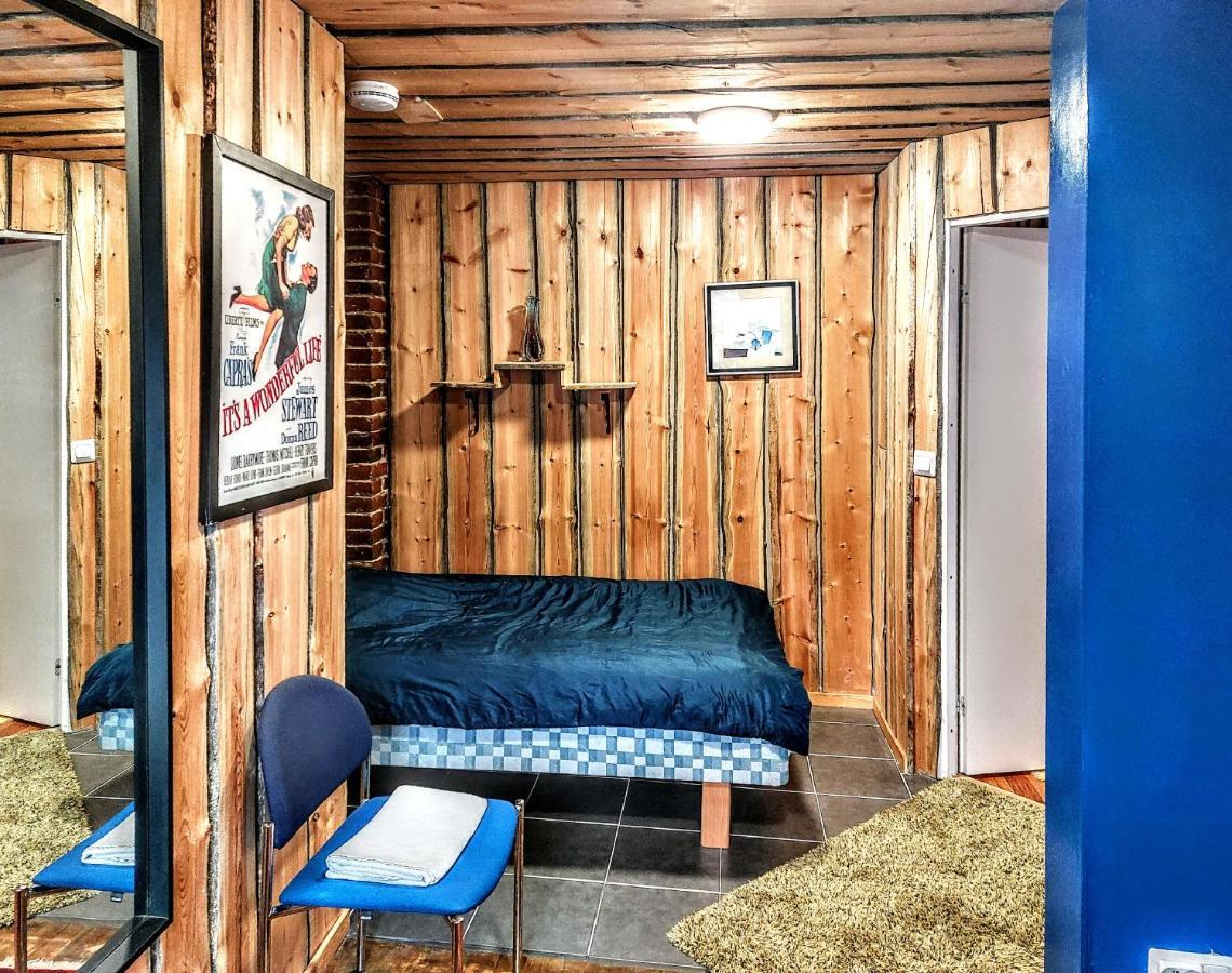 120 Yrs. Old Log House In Kuopio City Centre ภายนอก รูปภาพ