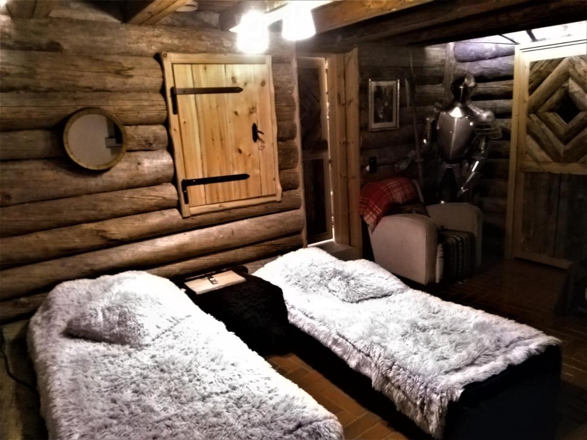 120 Yrs. Old Log House In Kuopio City Centre ภายนอก รูปภาพ